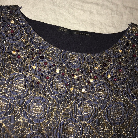 Zara embroidered top - size Medium - Picture 4 of 5